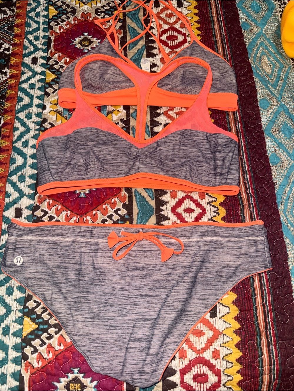 lululemon athletica Heathered Gray and pink Sports Bikini Set 3 piece swim - Picture 3 of 9
